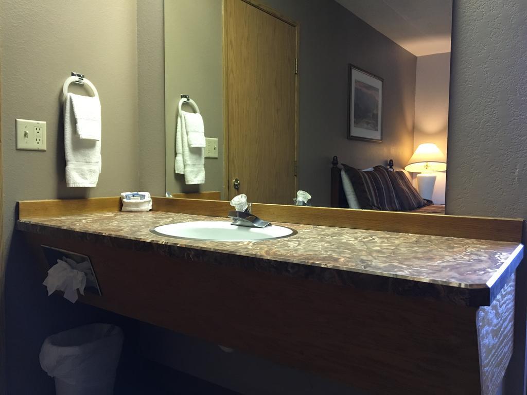 Timber Lodge Inn Cle Elum Eksteriør billede